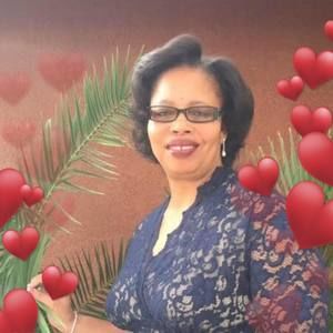 Meet your Posher, Loraine